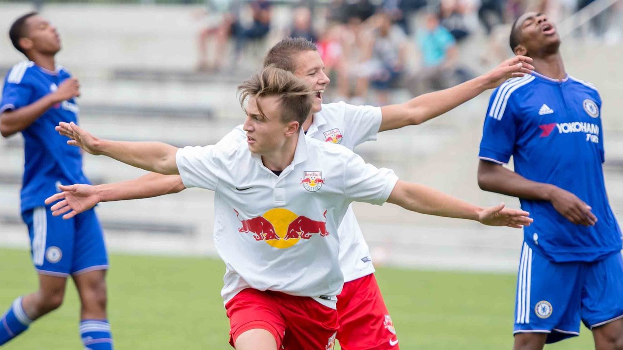 FC Liefering - Jungbullen gewinnen gegen U18 des FC Chelsea